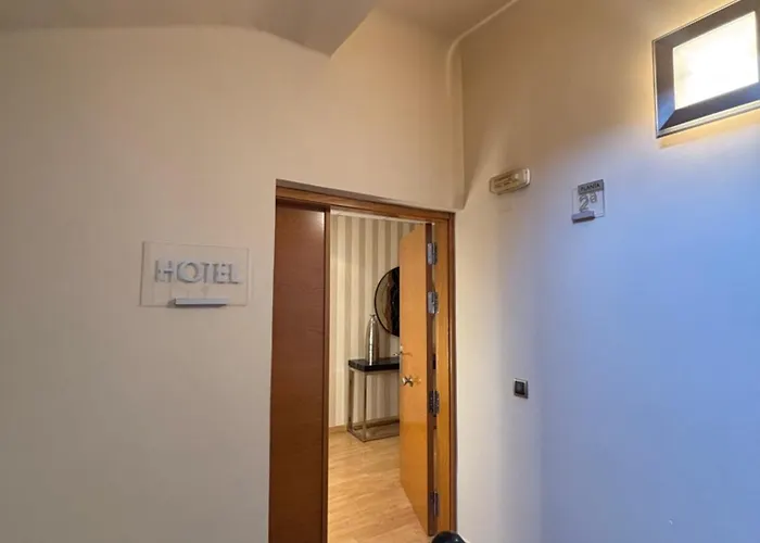 Hotell Restaurante El Colono 2*